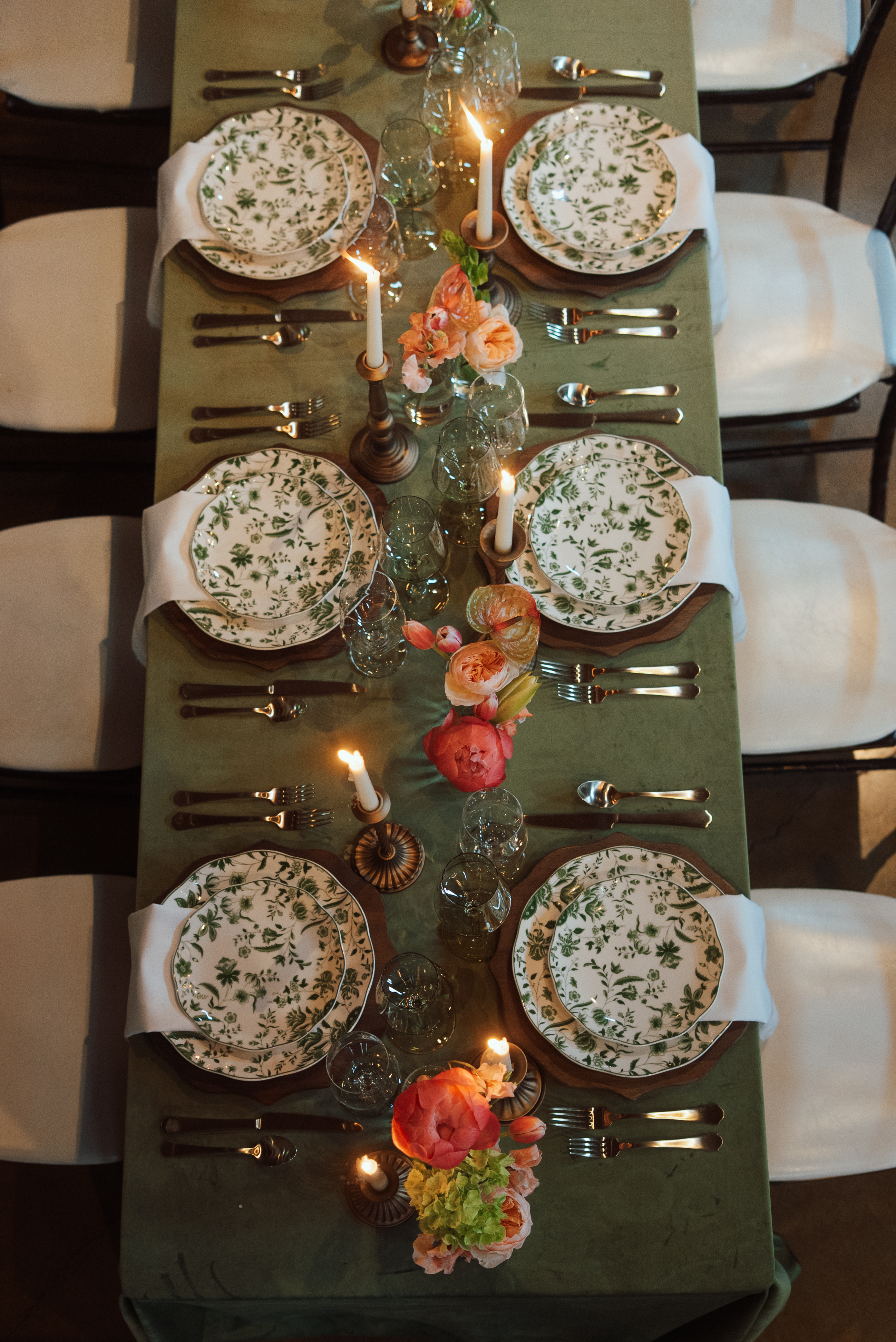 Florals by Adeline Florals / Place Settings by Taylor Myers / Photo by Myers Montages / Rentals by Southern Events